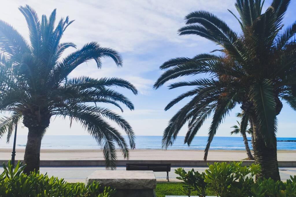 Apartamento Recien Reformado En Primera Linea Con Vistas A La Playa De La Almadraba 베니카씸 외부 사진