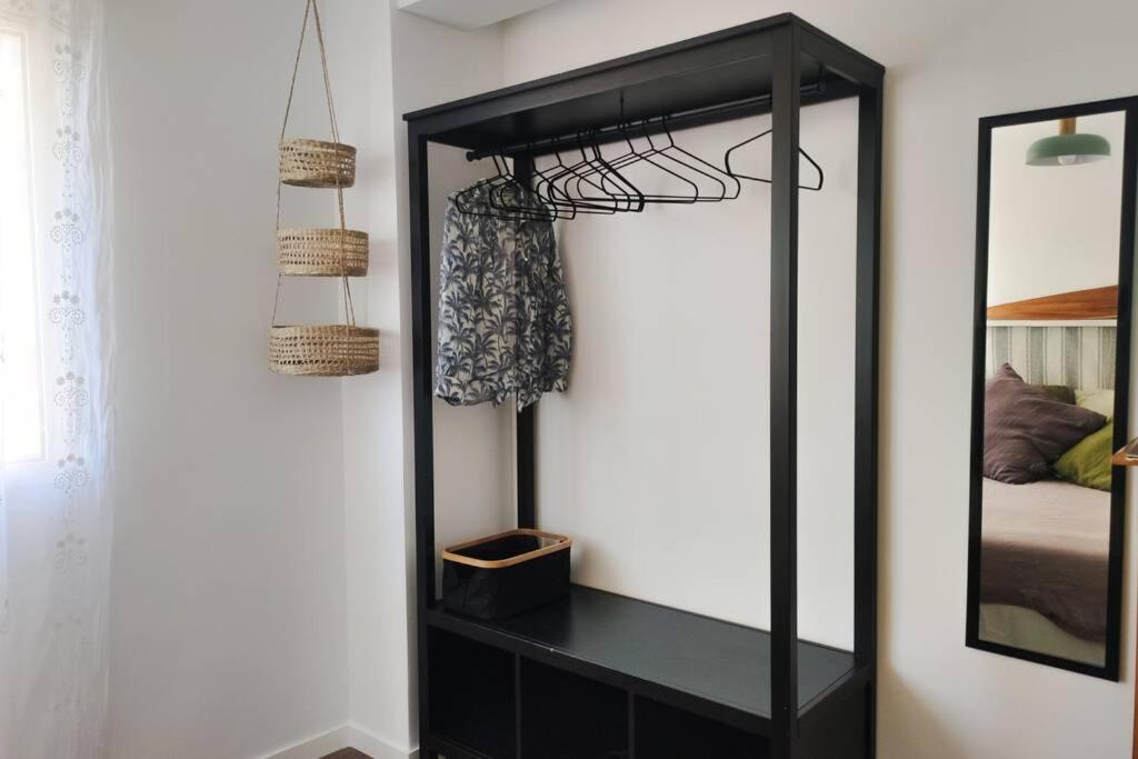 Apartamento Recien Reformado En Primera Linea Con Vistas A La Playa De La Almadraba 베니카씸 외부 사진
